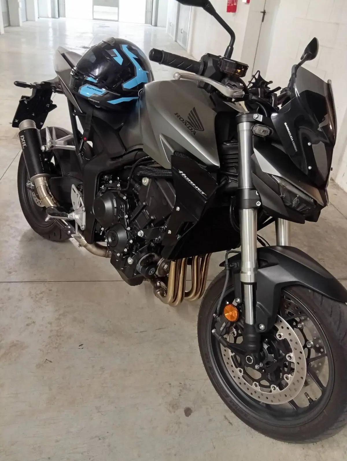 Honda CB 1000 Hornet (2025 - 26) (3)