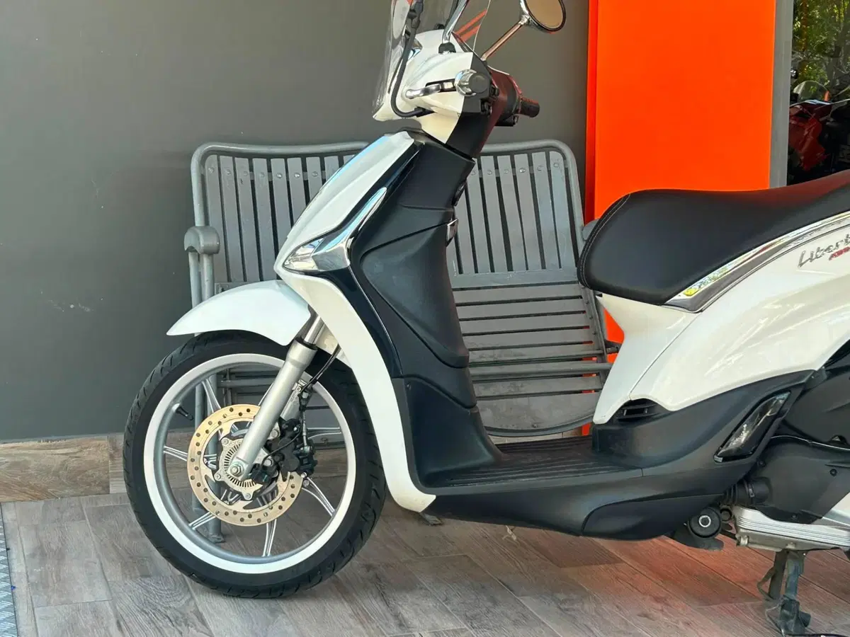 Piaggio Liberty 125 (2025 - 26) (5)