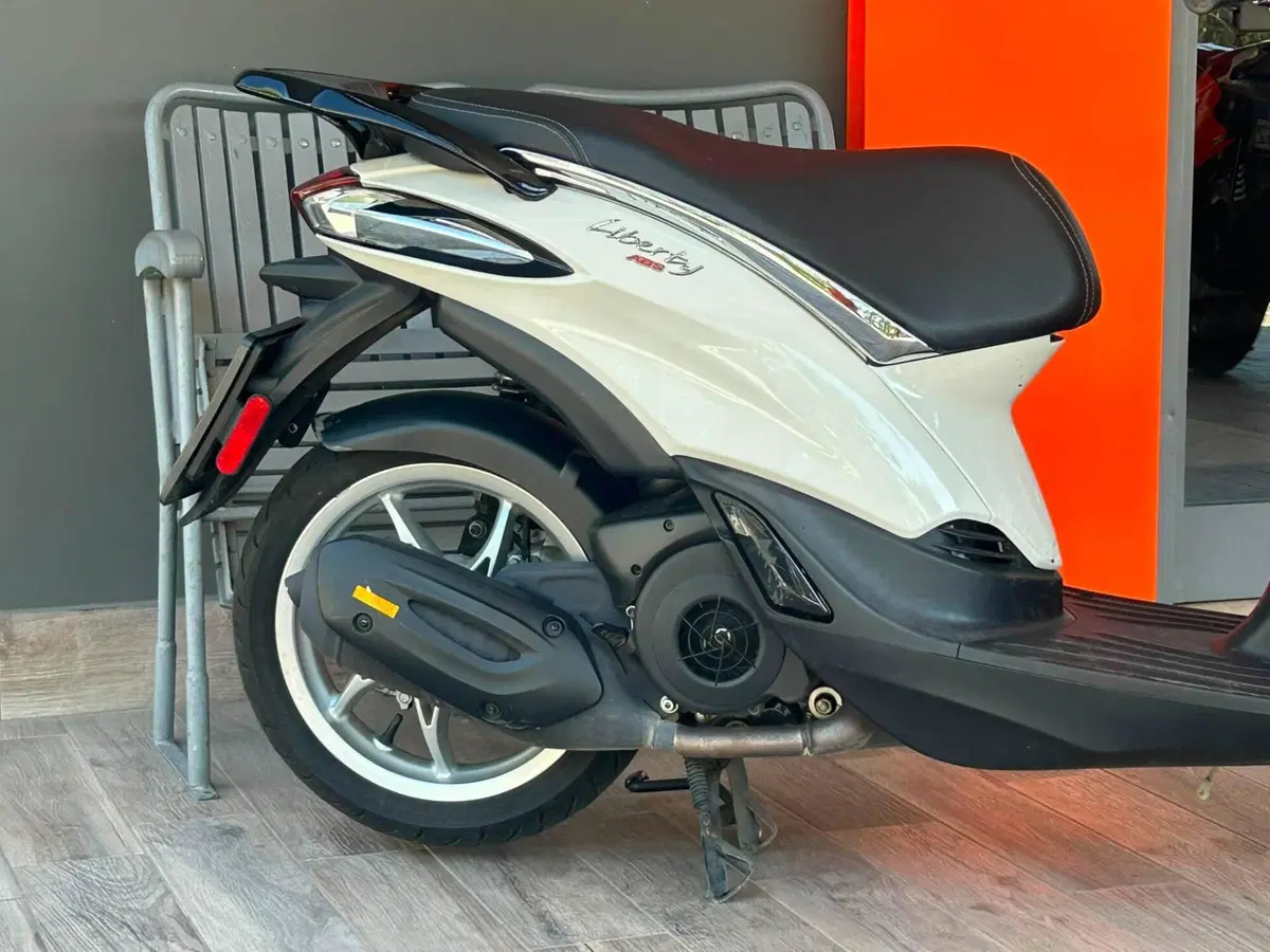 Piaggio Liberty 125 (2025 - 26) (3)