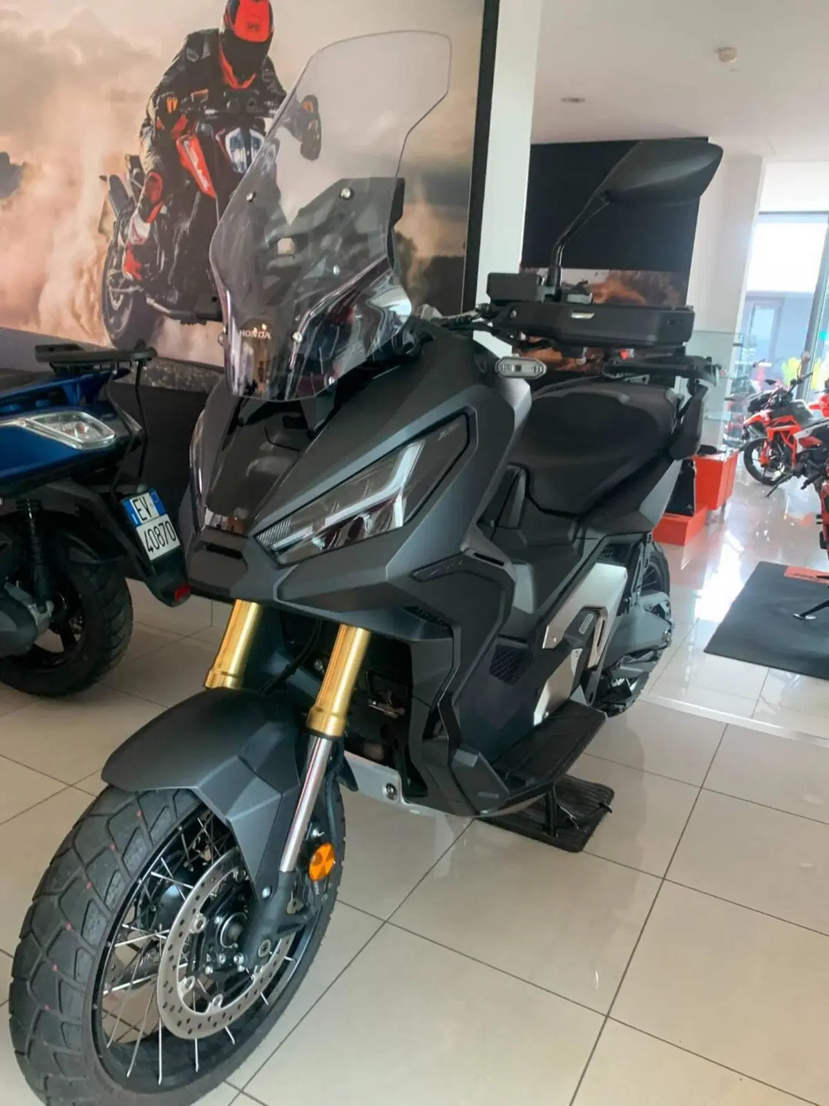 Honda X-ADV 750 DCT Adventure (2021 - 24) (2)