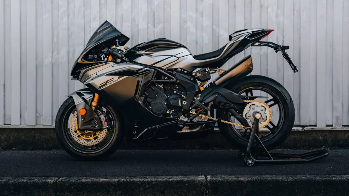MV Agusta F3 800 Competizione (2025 - 26) (18)