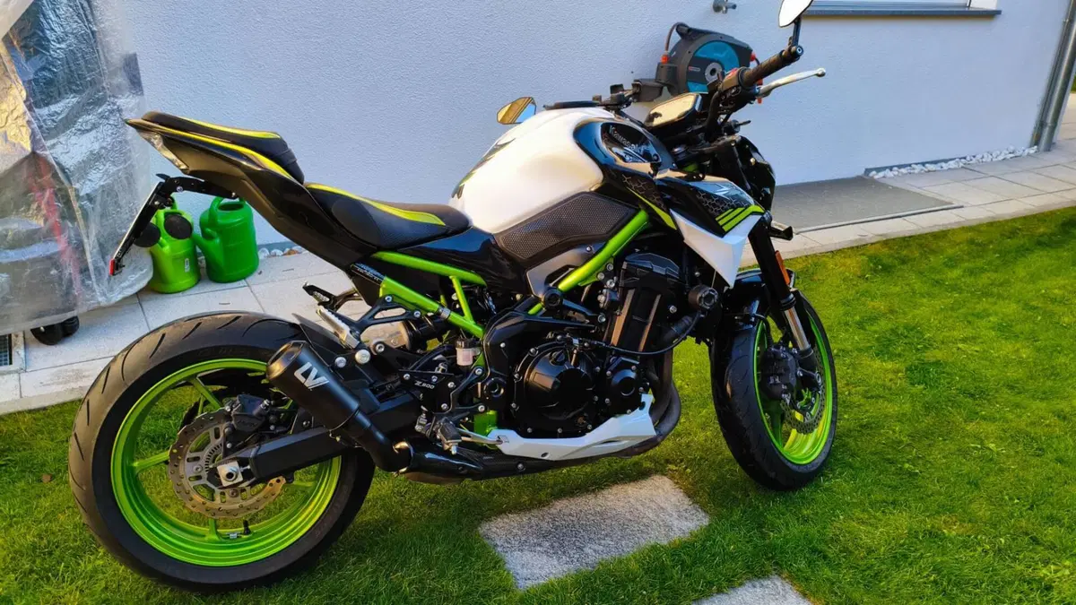 Kawasaki Z 900 (2021 - 24) (2)