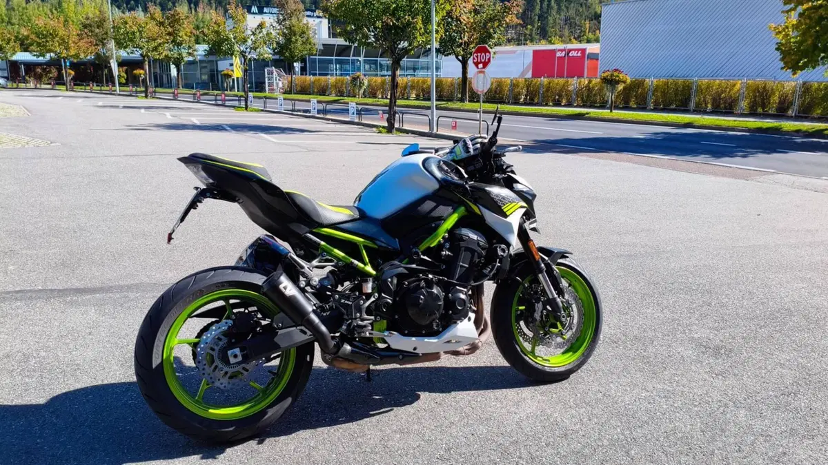 Kawasaki Z 900 (2021 - 24) (4)