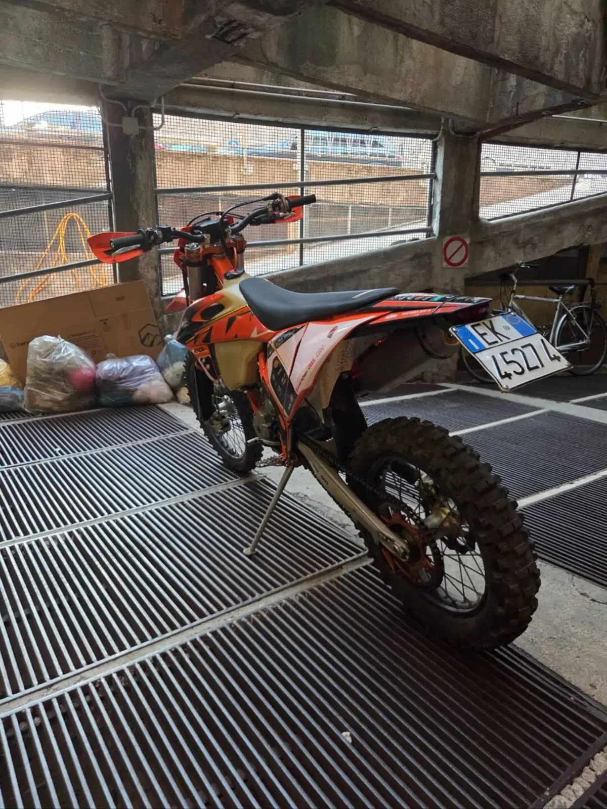 KTM 250 EXC-F Six Days (2020) (2)