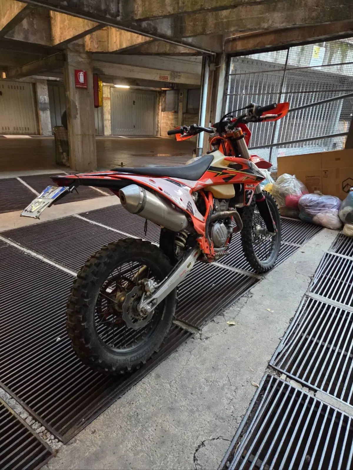 KTM 250 EXC-F Six Days (2020) (3)