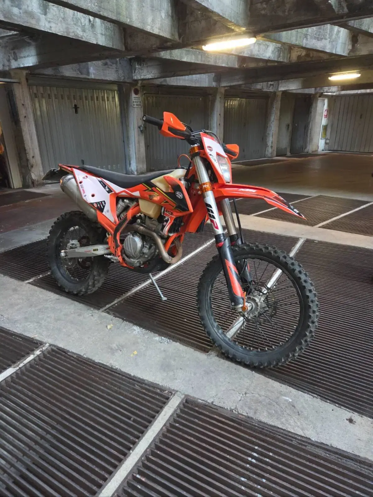 KTM 250 EXC-F Six Days (2020) (4)