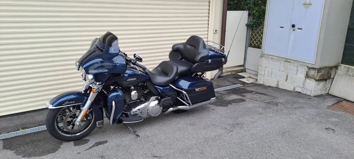 Harley-Davidson 1690 Electra Glide Ultra Limited (2016) - FLHTK (6)