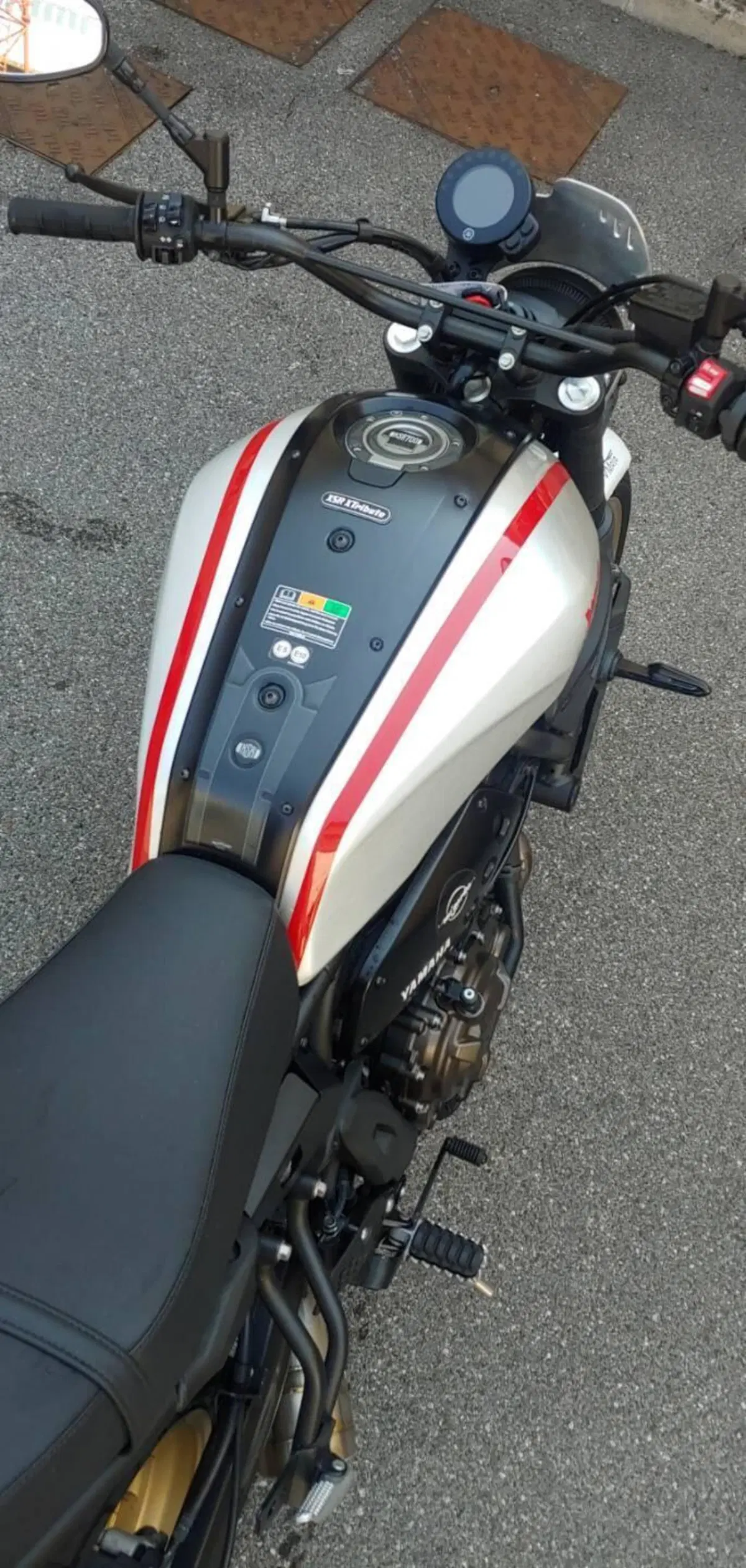 Yamaha XSR 700 XTribute (2022 - 24) (5)
