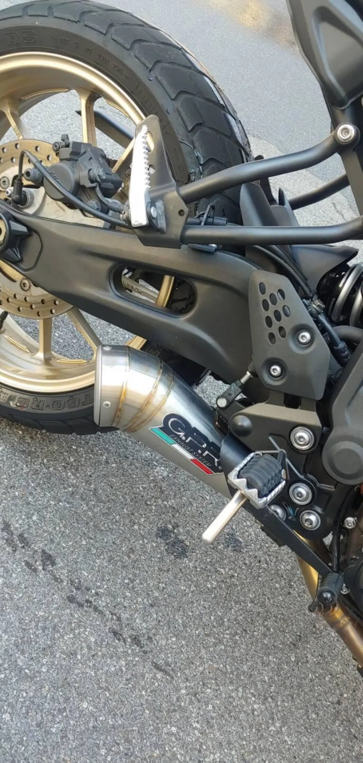 Yamaha XSR 700 XTribute (2022 - 24) (6)