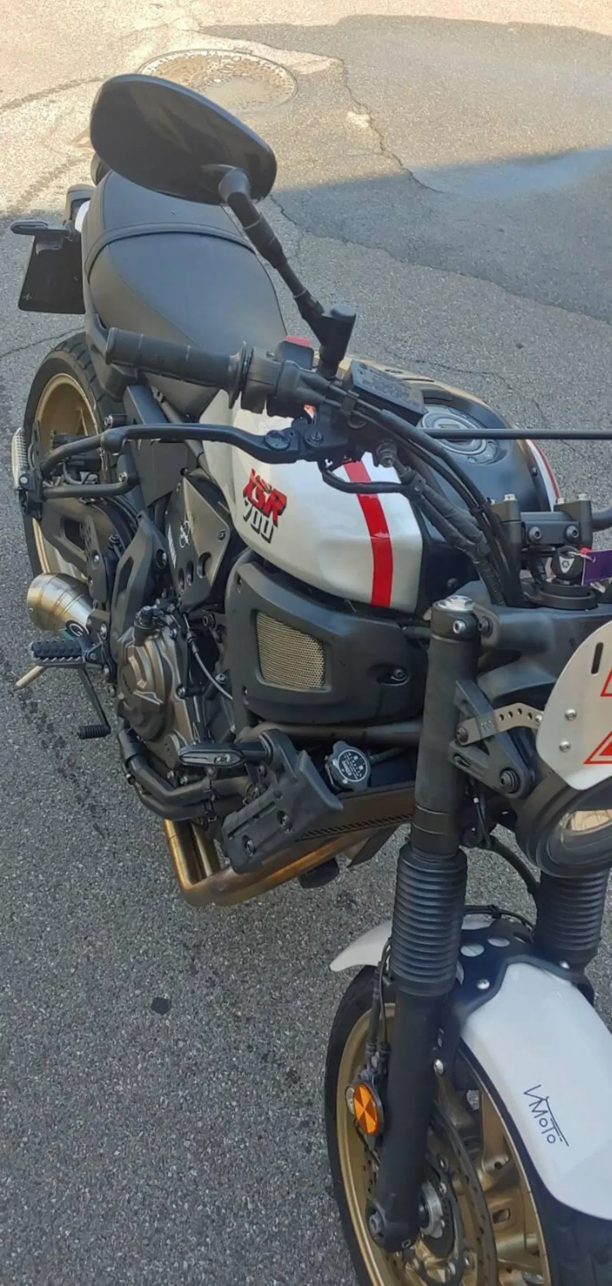 Yamaha XSR 700 XTribute (2022 - 24) (8)
