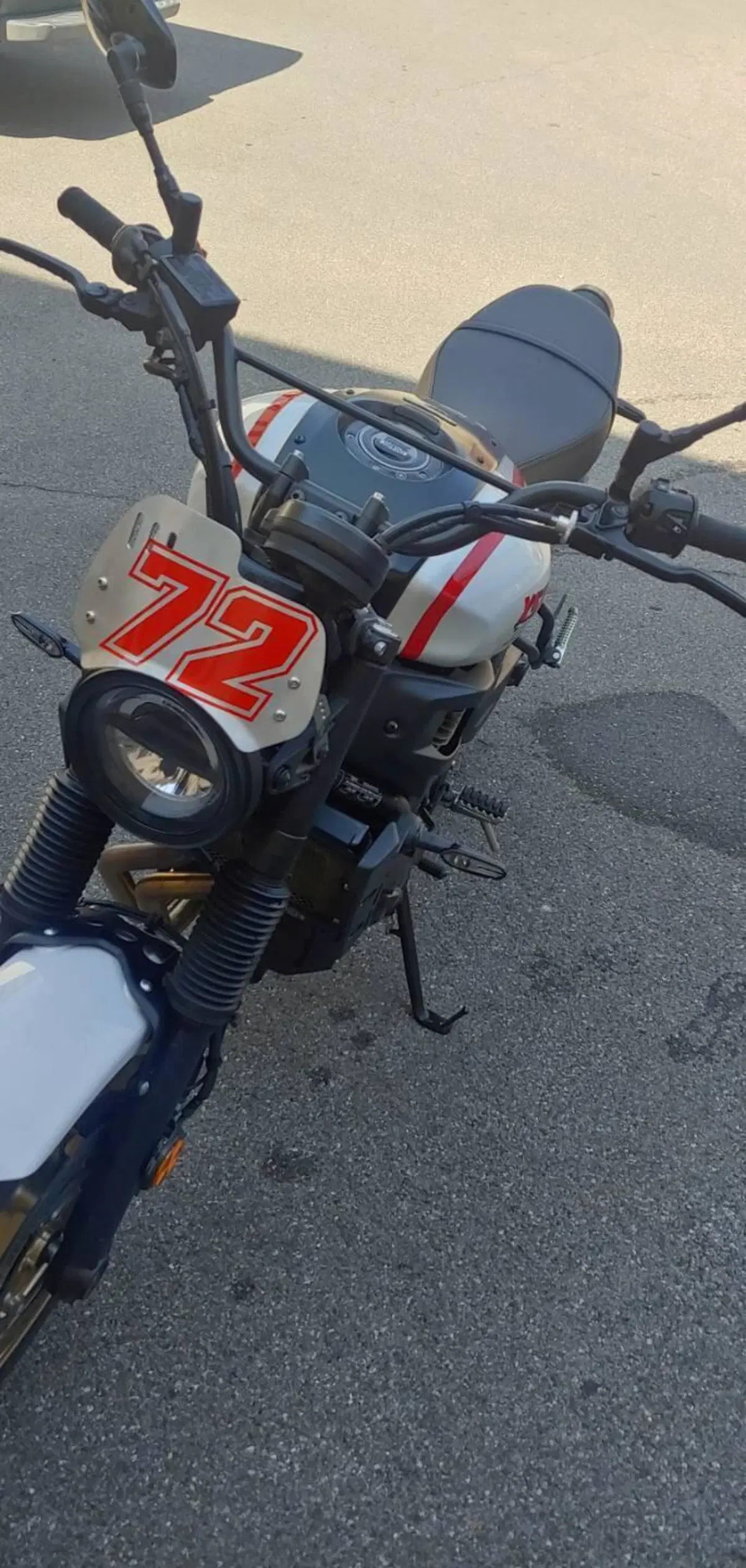 Yamaha XSR 700 XTribute (2022 - 24) (9)