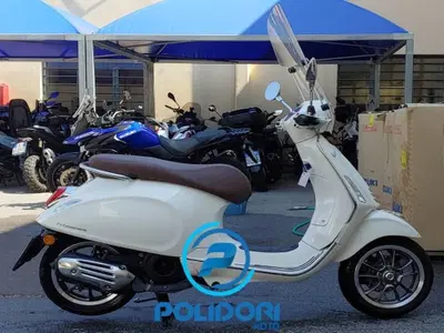 Vespa Primavera 125 (2021 - 23) usata