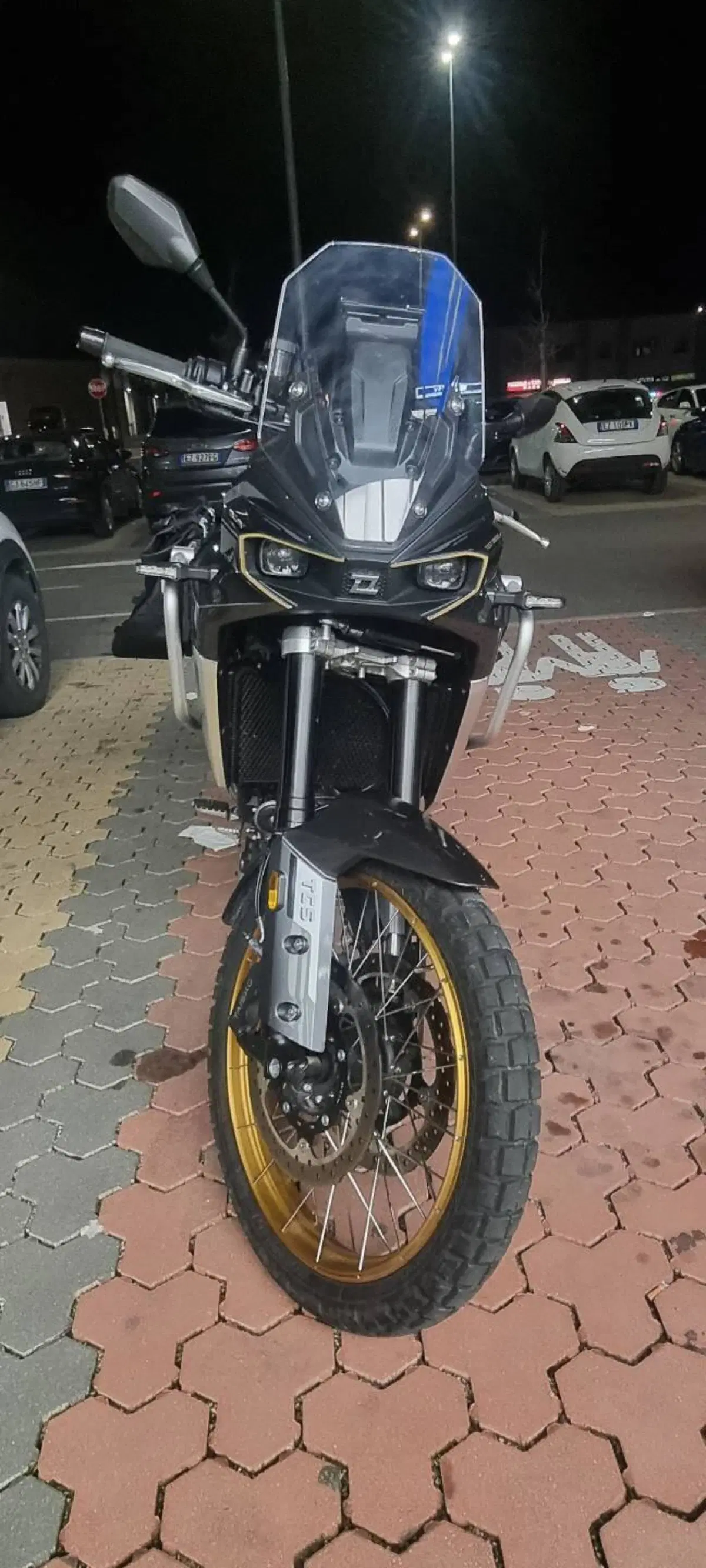 Kove 800X Pro (2024 - 25) (3)