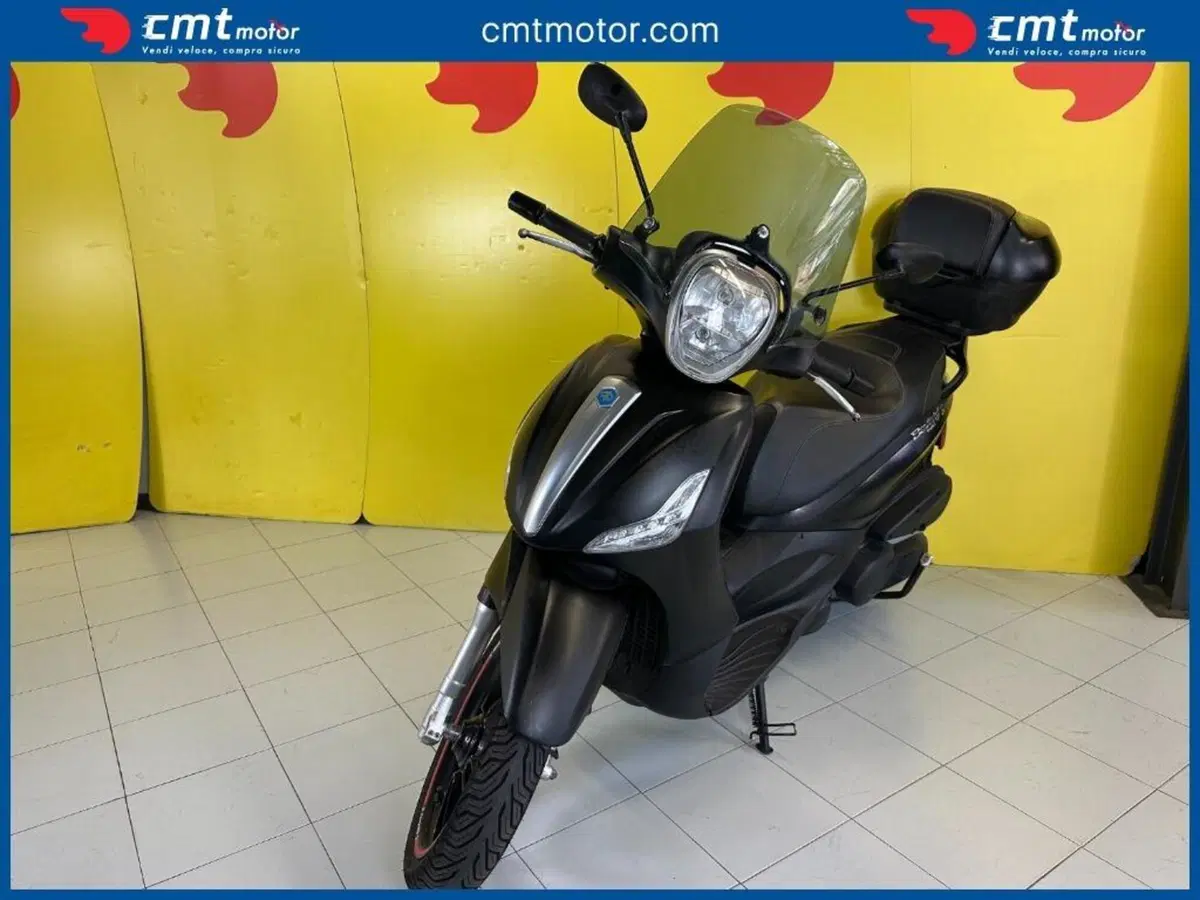 Piaggio Beverly 350 ABS (2016 - 20) (2)