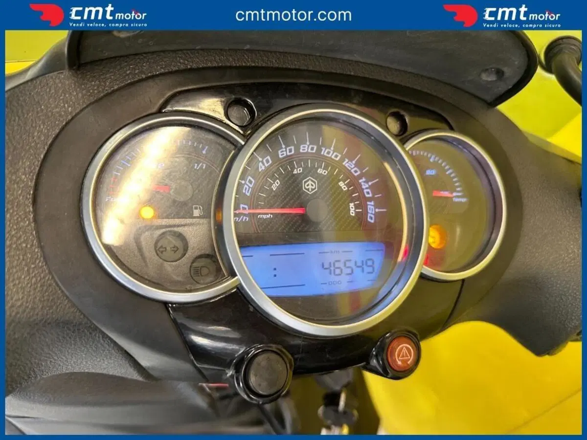 Piaggio Beverly 350 ABS (2016 - 20) (5)