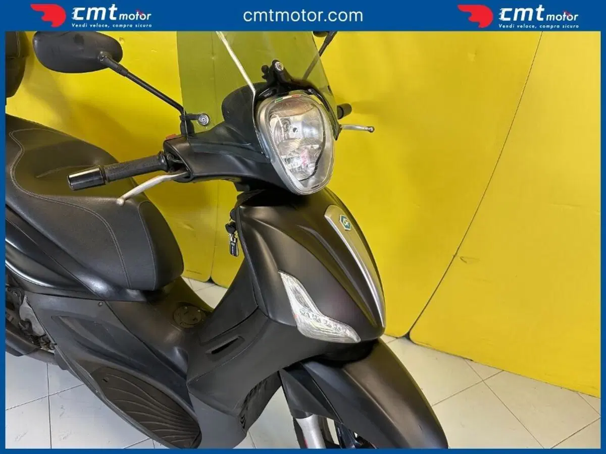 Piaggio Beverly 350 ABS (2016 - 20) (9)