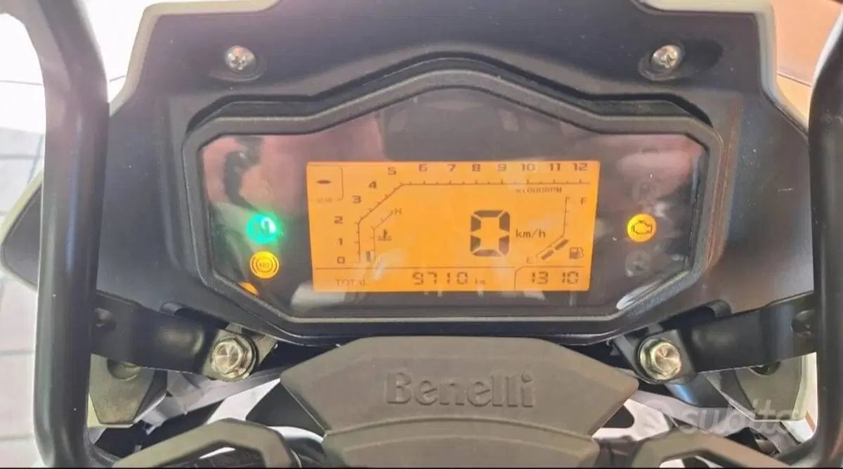 Benelli TRK 251 (2022 - 25) (5)