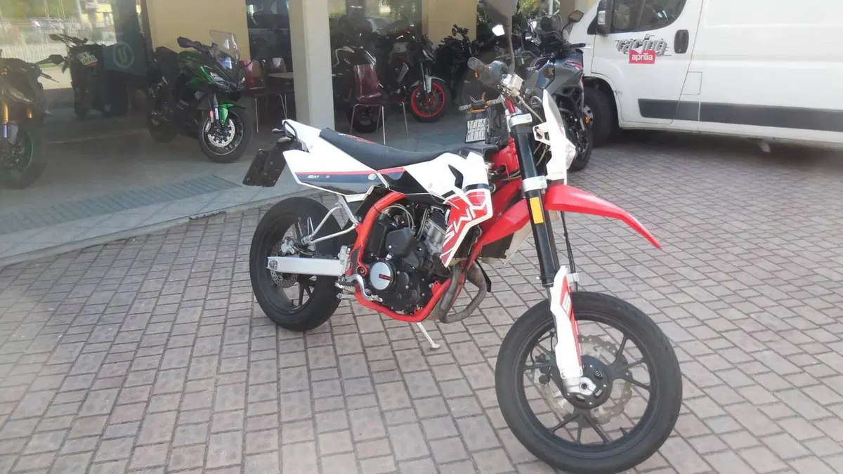 Swm SM 125 R (2022 - 24) (3)