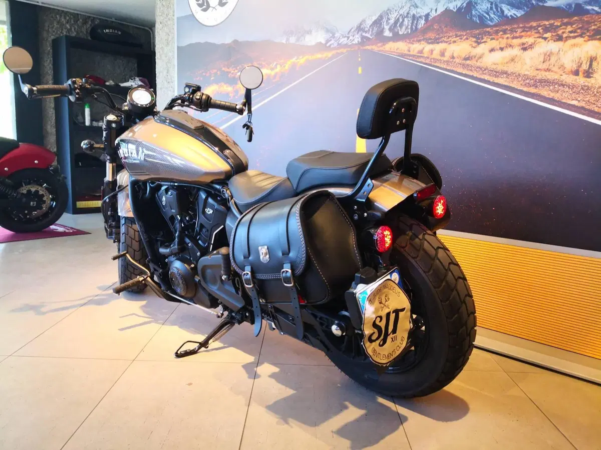 Indian Scout 1250 Bobber Limited + Tech (2025 - 26) (8)