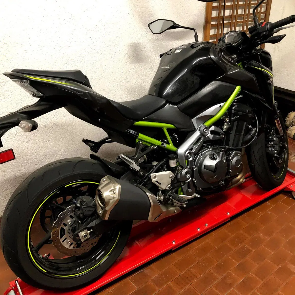 Kawasaki Z 900 (2017 - 18) (3)