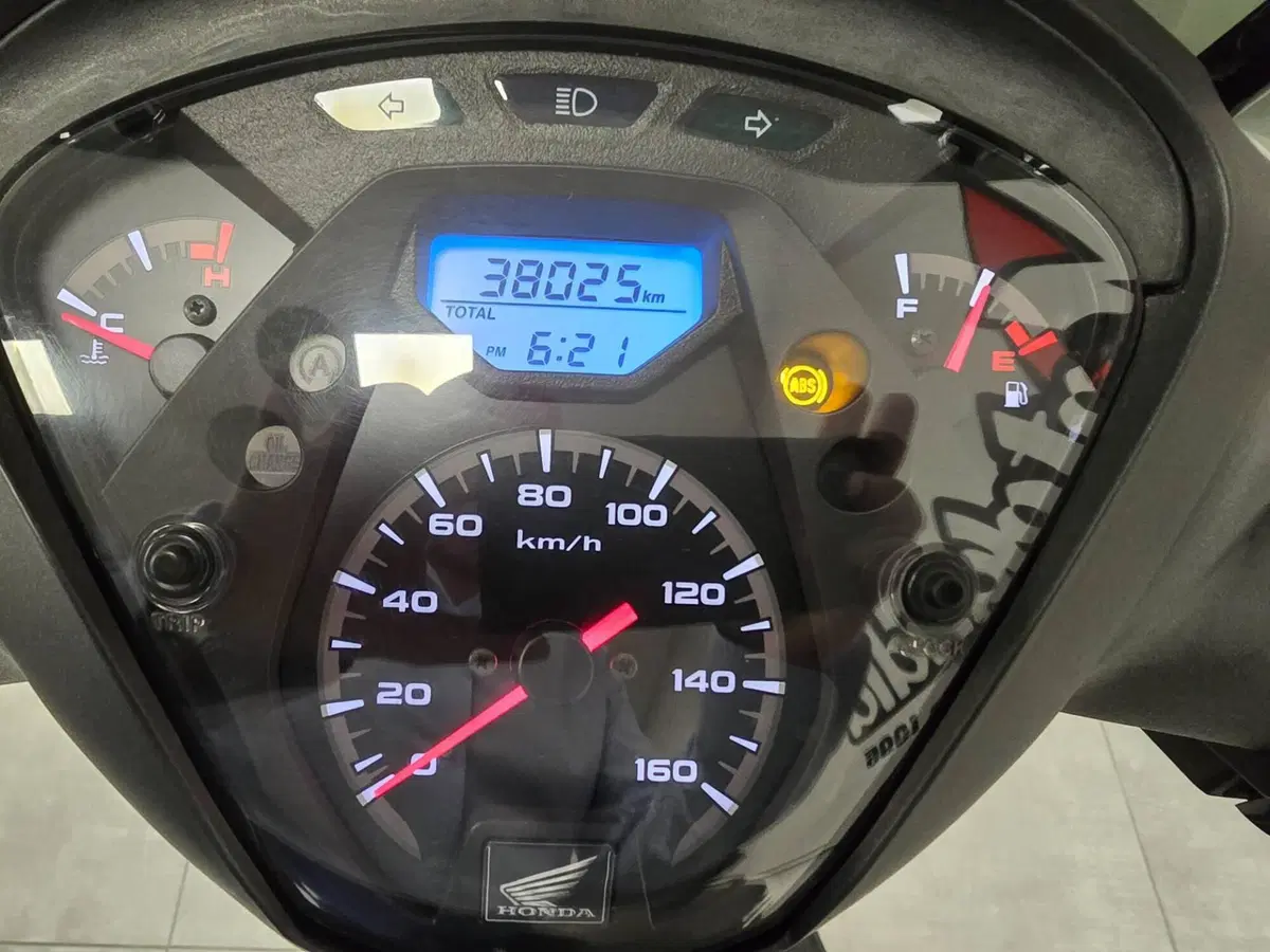 Honda SH 150i ABS (2013 - 16) (5)