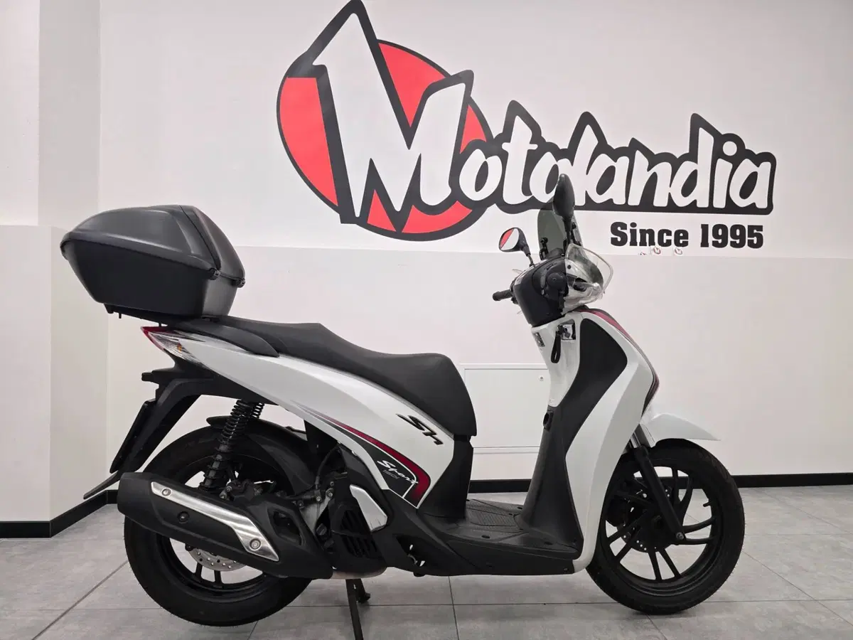 Honda SH 150i ABS (2013 - 16) (4)