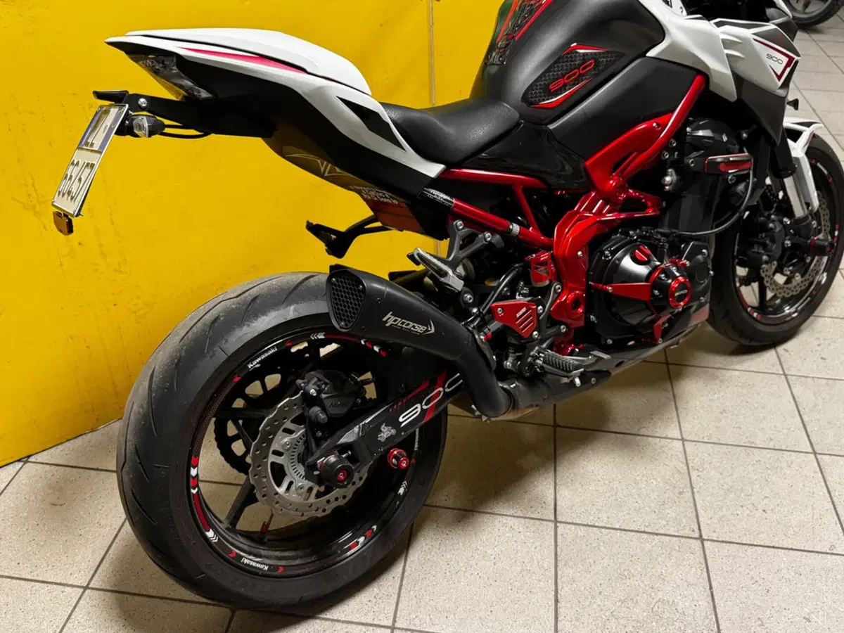 Kawasaki Z 900 (2021 - 24) (5)