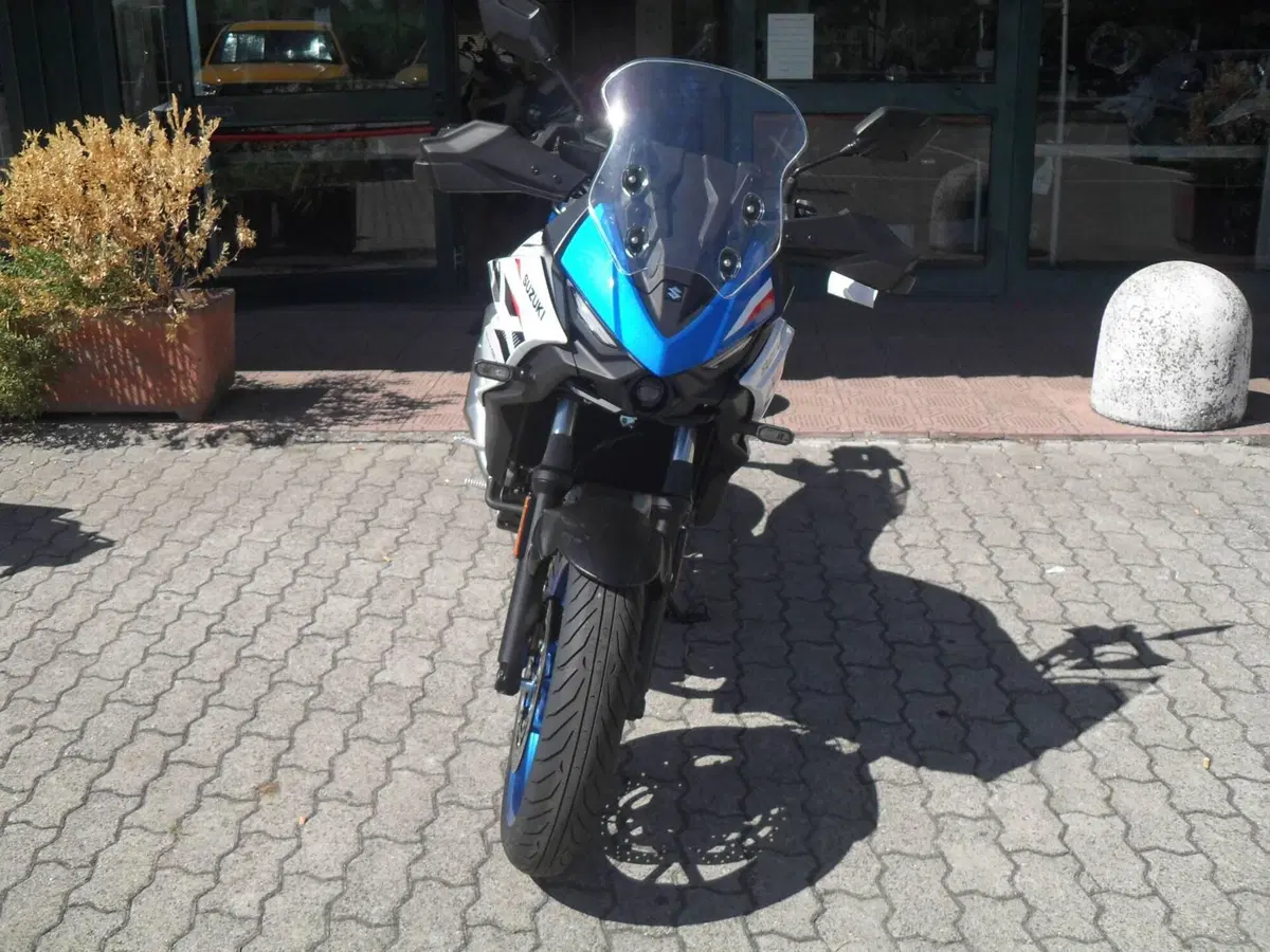 Suzuki SV-7GX (2026) (2)