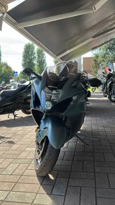 Suzuki GSX 1300 R Hayabusa (2025) usata
