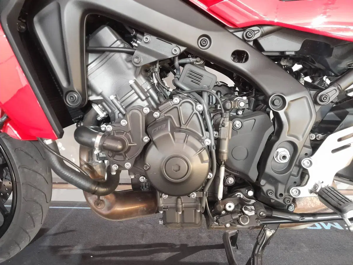 Yamaha Tracer 9 (2021 - 24) (3)