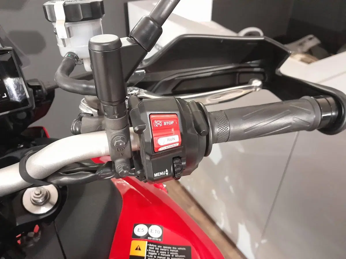 Yamaha Tracer 9 (2021 - 24) (10)