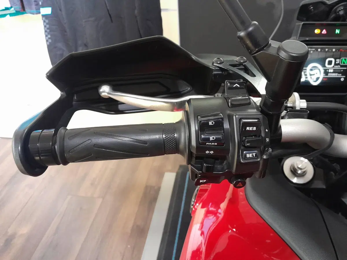 Yamaha Tracer 9 (2021 - 24) (11)
