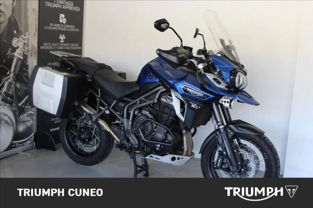 Triumph Tiger Explorer XCX 1215 ABS (2016 - 17) (2)