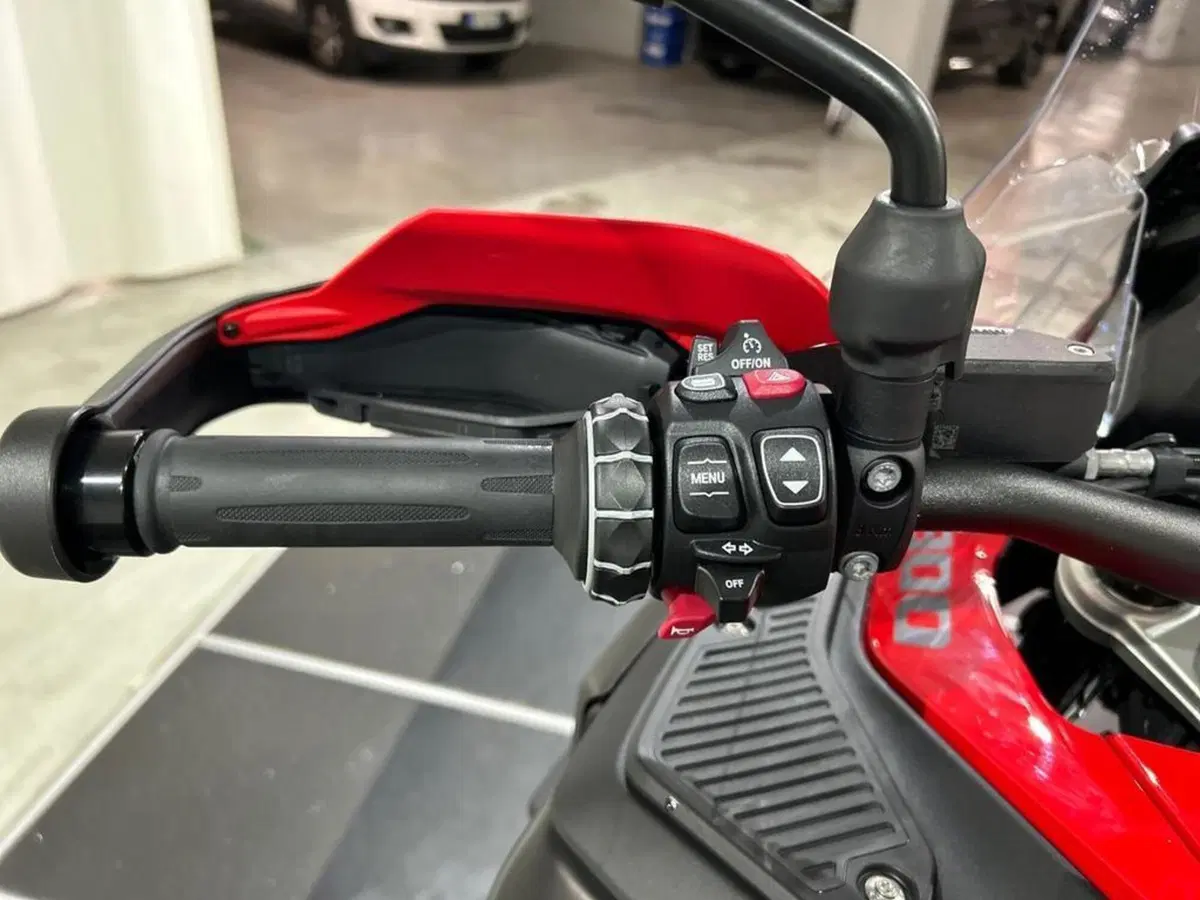 Bmw R 1300 GS Adventure (2025 - 26) (7)