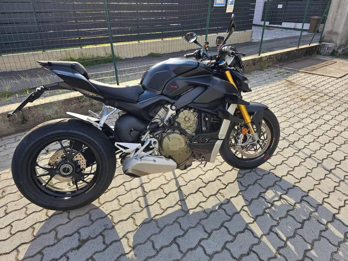 Ducati Streetfighter V4 1100 S (2021 - 22) (2)