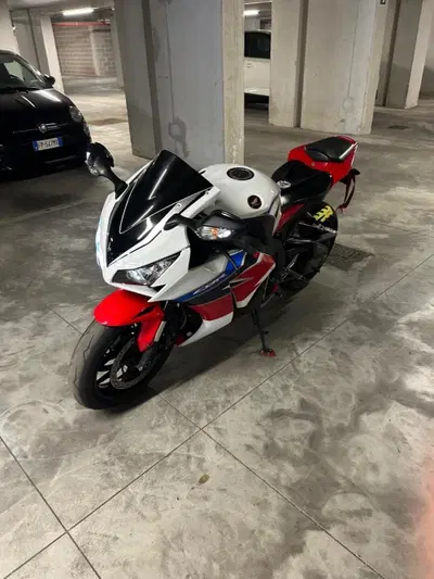 Honda CBR 1000 RR Fireblade (2012 - 16) usata