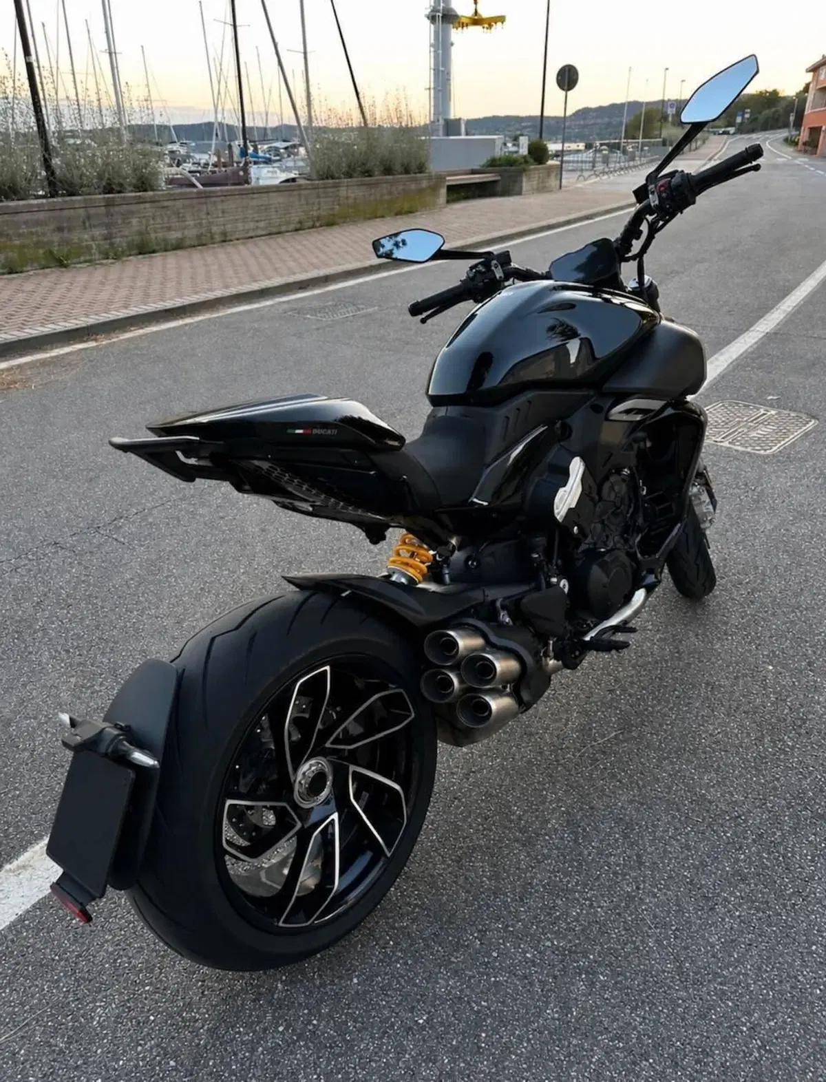 Ducati Diavel V4 (2023 - 26) (11)