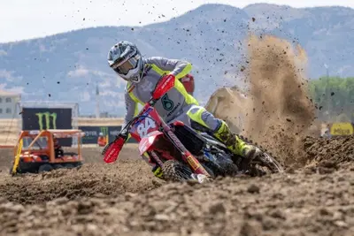 MXGP 2026 rd.17 QUALIFYING RACE – MXGP: Herlings sull’orlo… del Mondiale. MX2: Farres si tiene in gioco [VIDEO]
