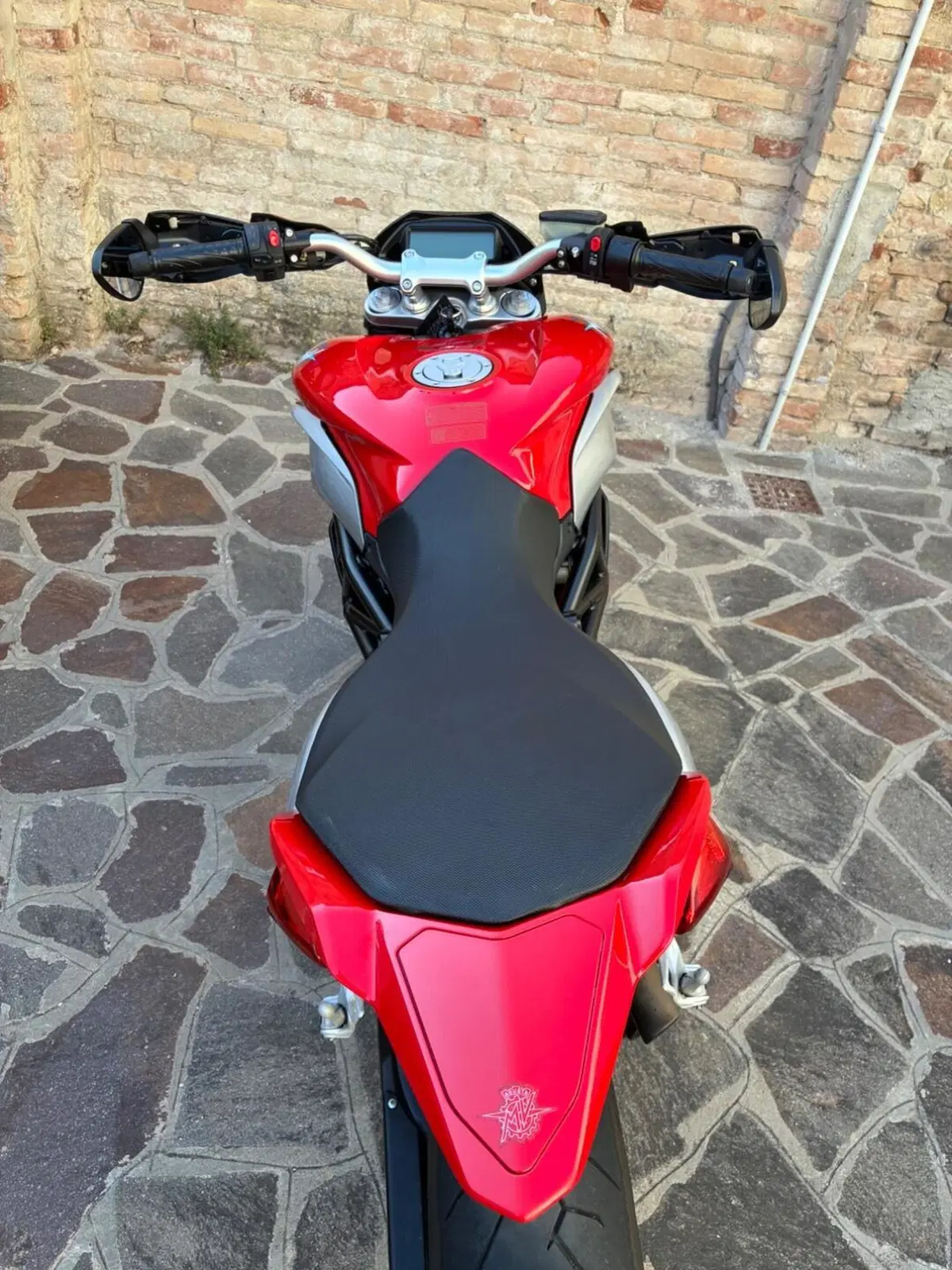 MV Agusta Rivale 800 EAS ABS (2013 - 17) (7)