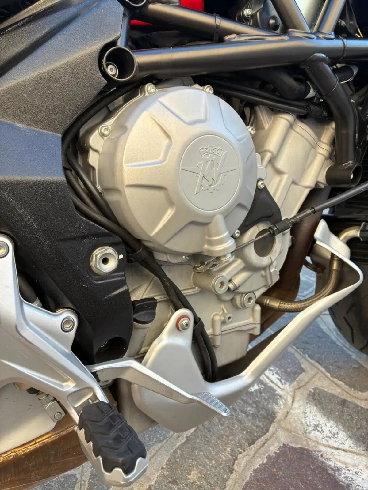 MV Agusta Rivale 800 EAS ABS (2013 - 17) (10)