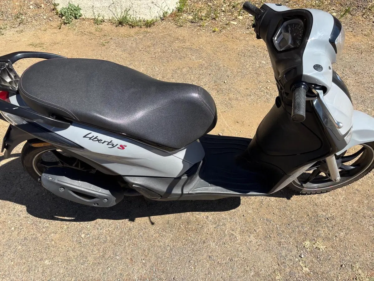 Piaggio Liberty S 50 4T (2020) (4)