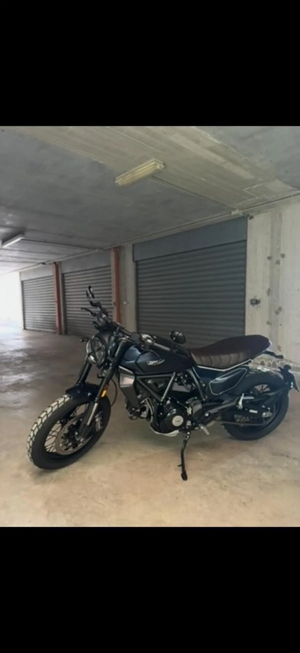 Ducati Scrambler 800 Nightshift (2025 - 26) (2)