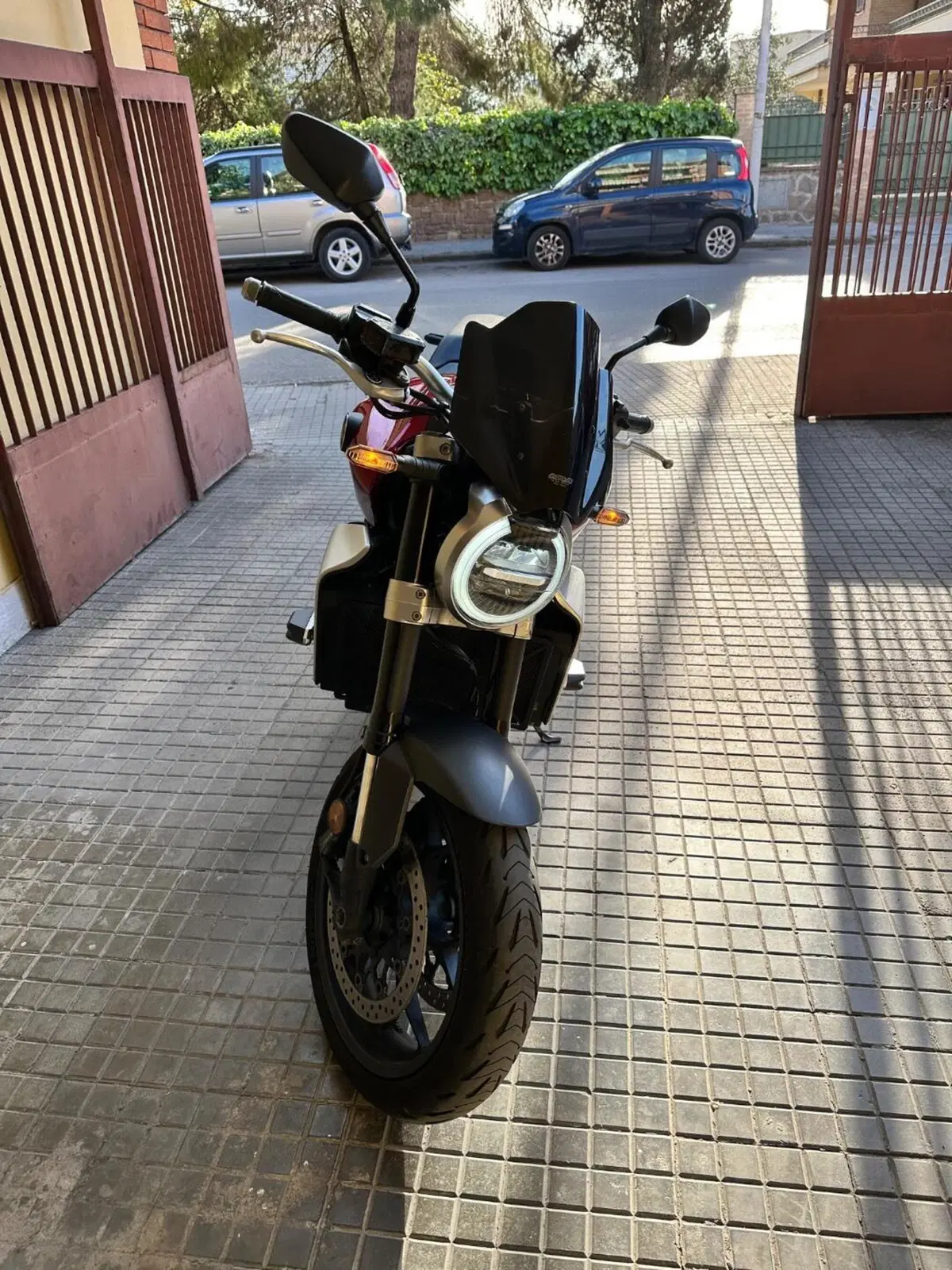 Honda CB 1000 R + Neo Sport Cafè (2019 - 20) (10)