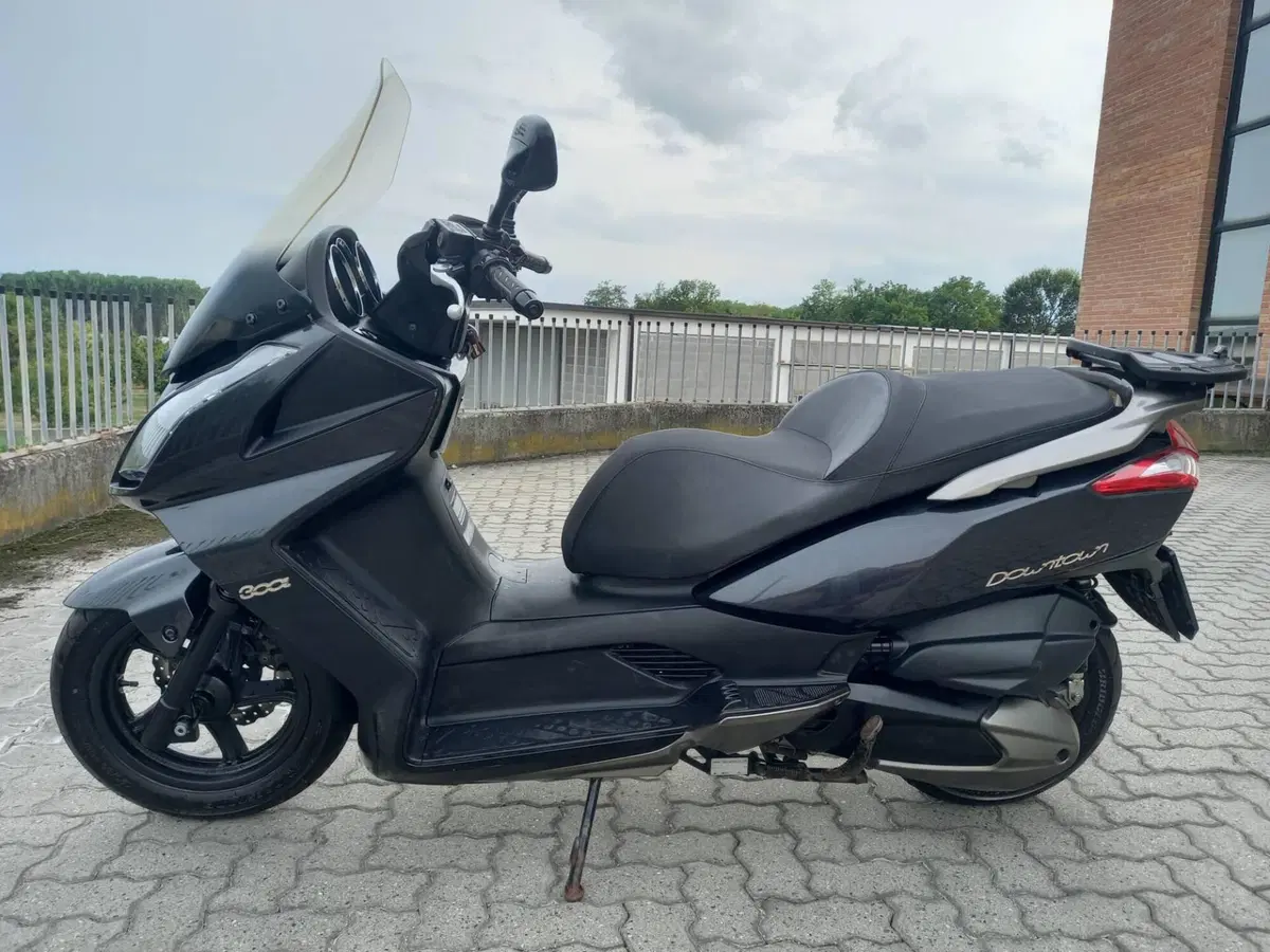 Kymco Downtown 300i (2009 - 17) (2)