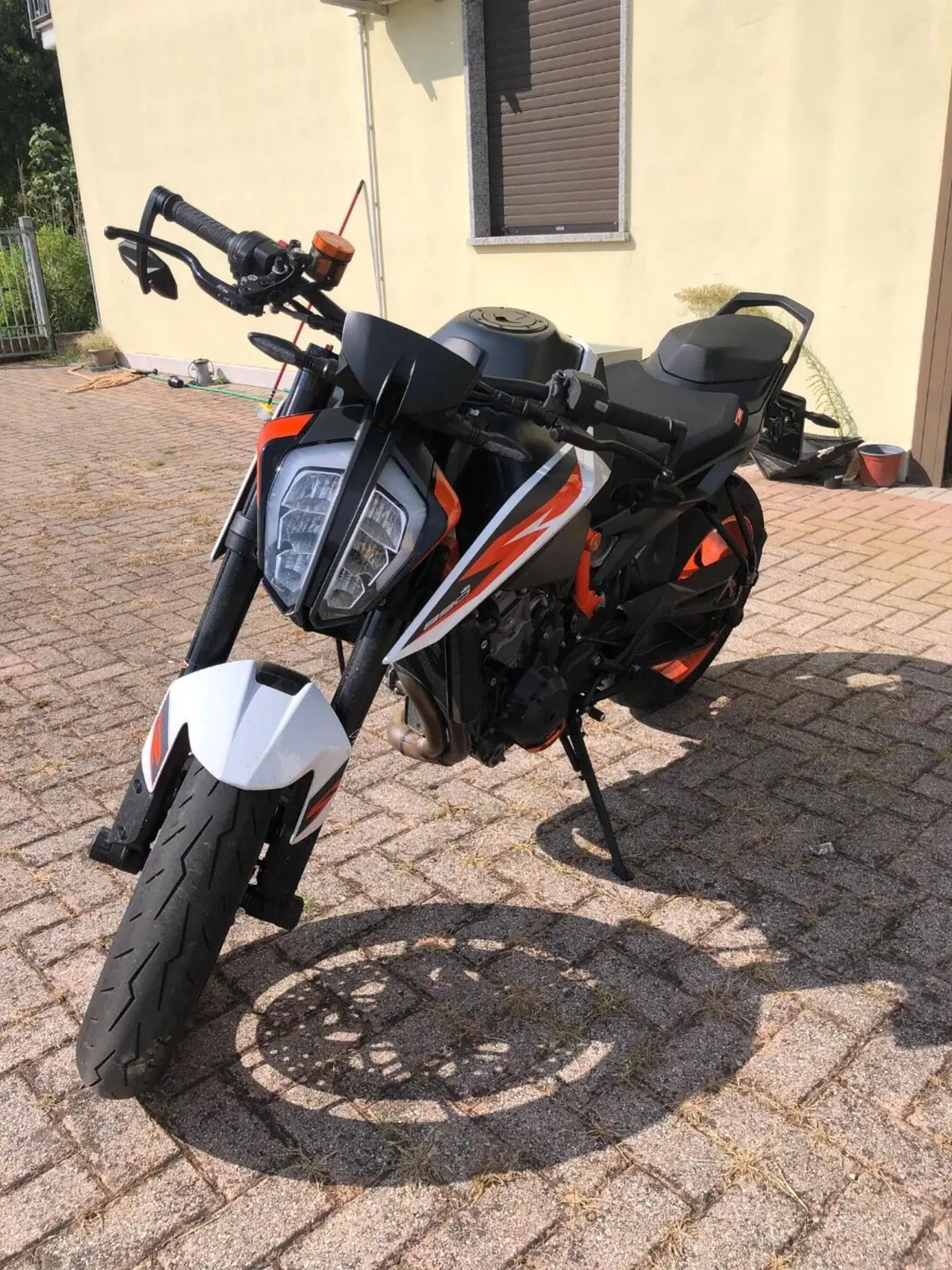 KTM 890 Duke R (2020) (3)