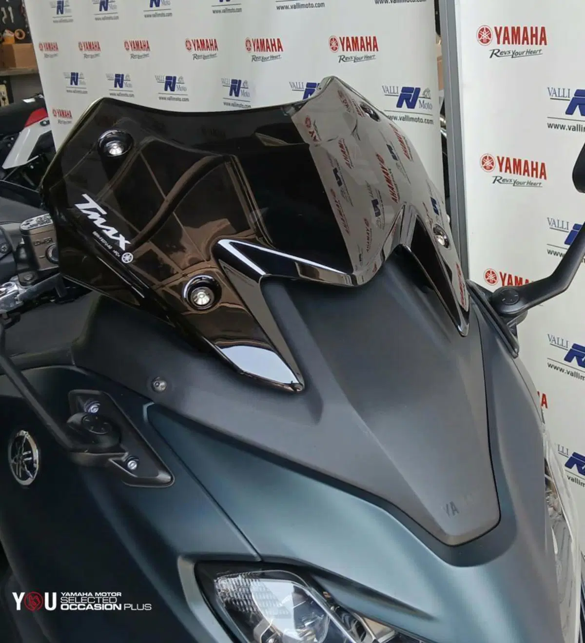 Yamaha T-Max 560 Tech Max (2022 - 24) (5)