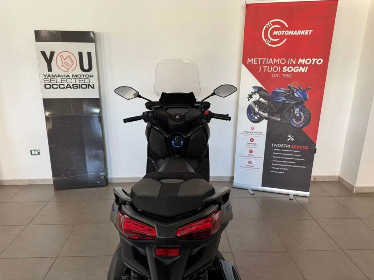 Yamaha X-Max 300 (2025 - 26) (4)