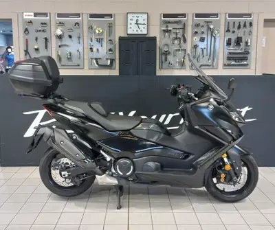 Yamaha T-Max 560 Tech Max (2022 - 24) usata