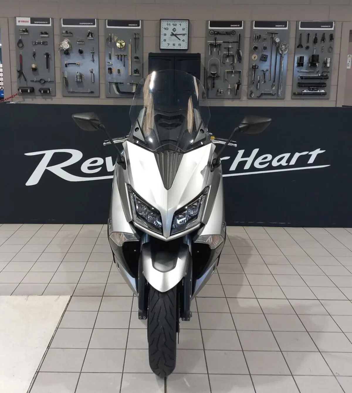 Yamaha T-Max 530 (2015 - 16) (3)