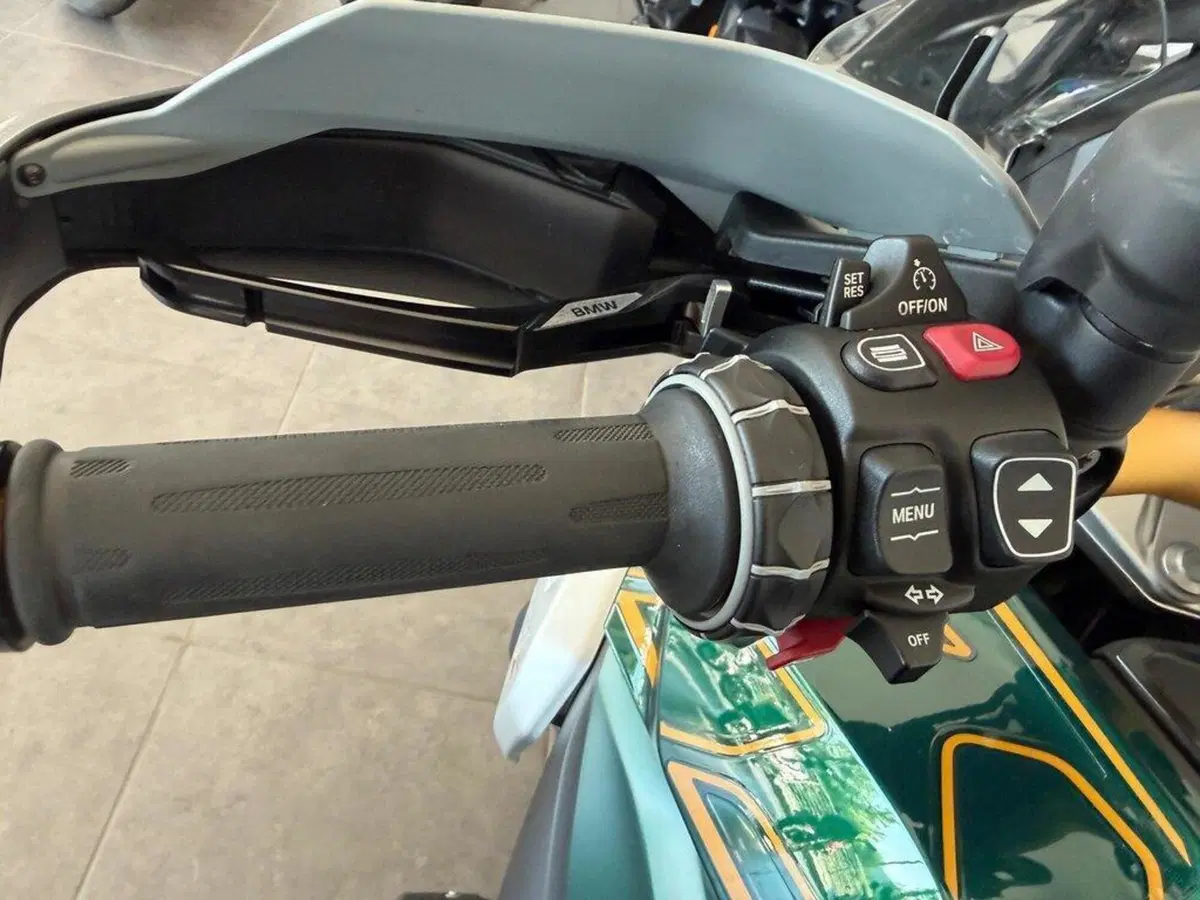 Bmw R 1300 GS (2023 - 26) (6)